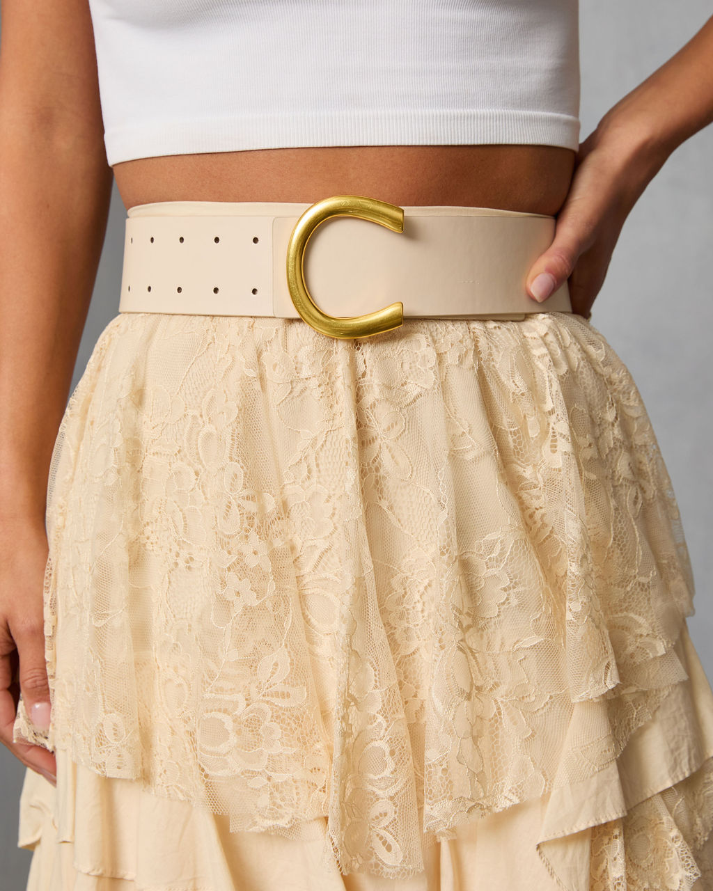 Urgonia Horse Shoe Buckle Waist Belt - Image 2