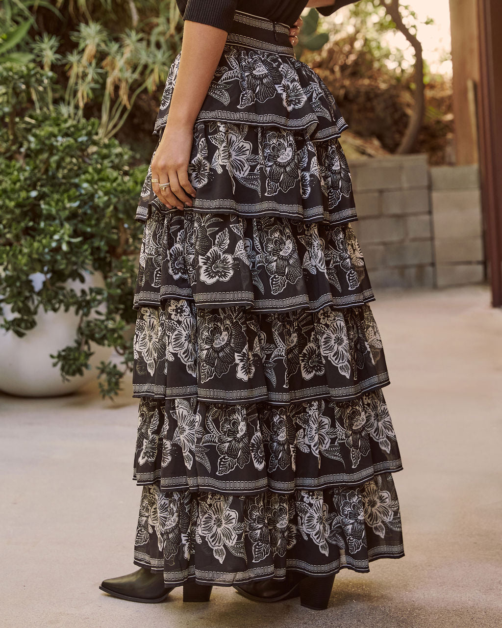 Ruelle Printed Tiered Maxi Skirt - Image 4