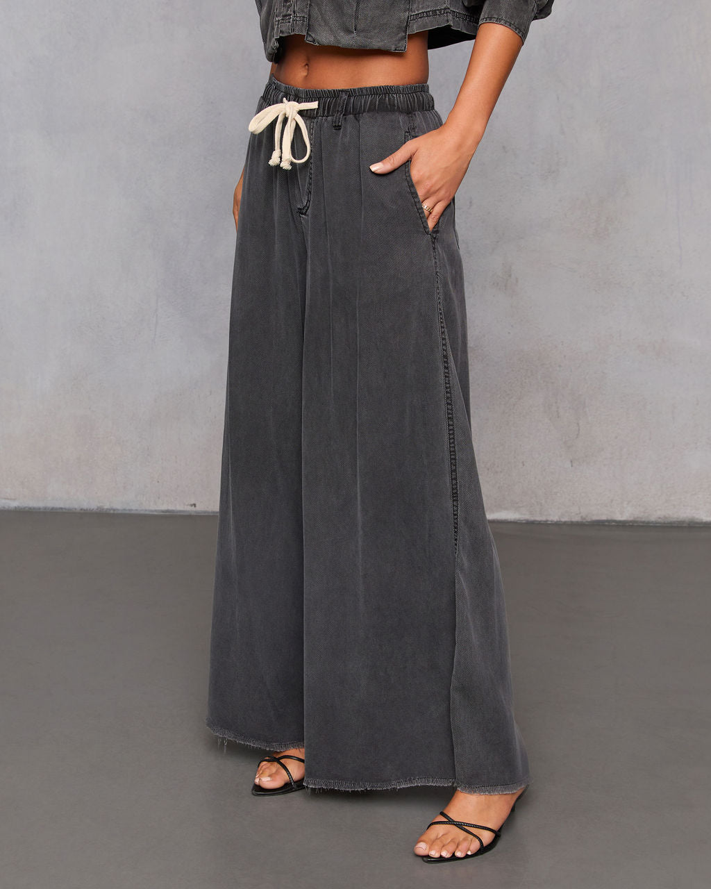 Easy Mode Drawstring Pants - Image 3
