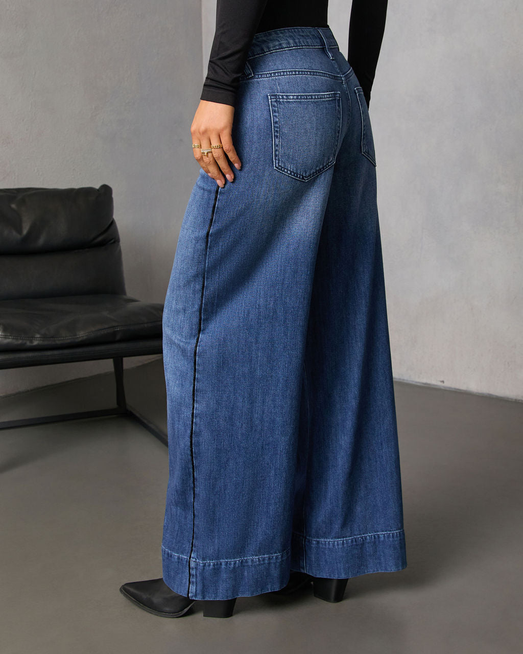 Senisa Rigid Wide Leg Jeans - Image 4