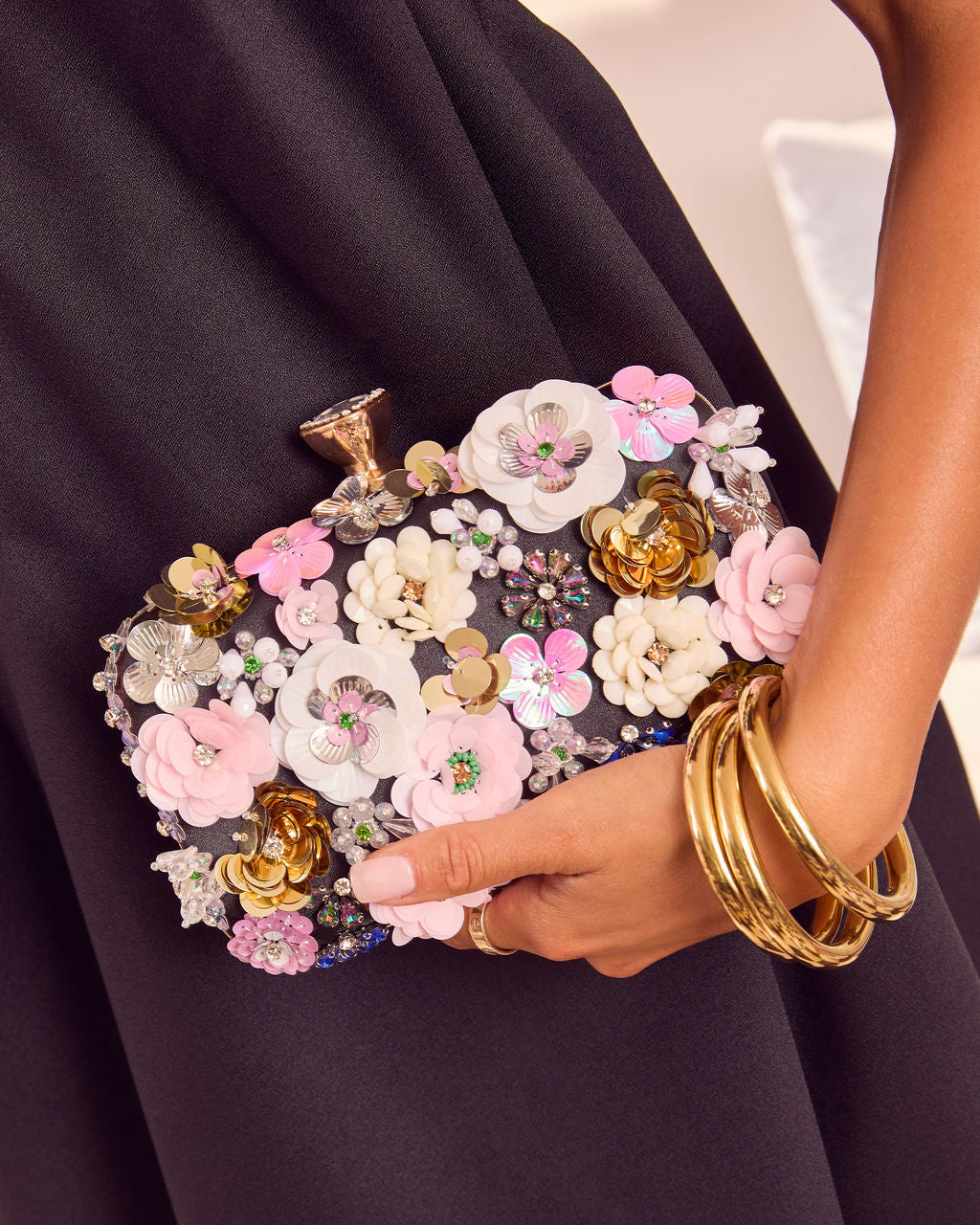 Like Wildflowers Floral Embroidered Clutch - Image 7