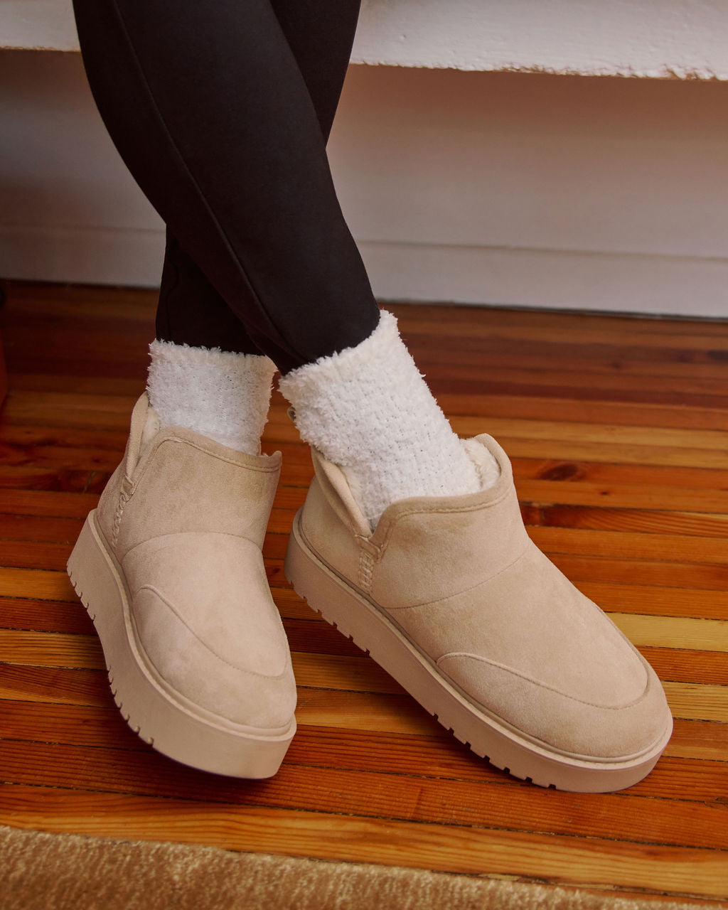 Isenrae Slip Ankle Boot - Image 4