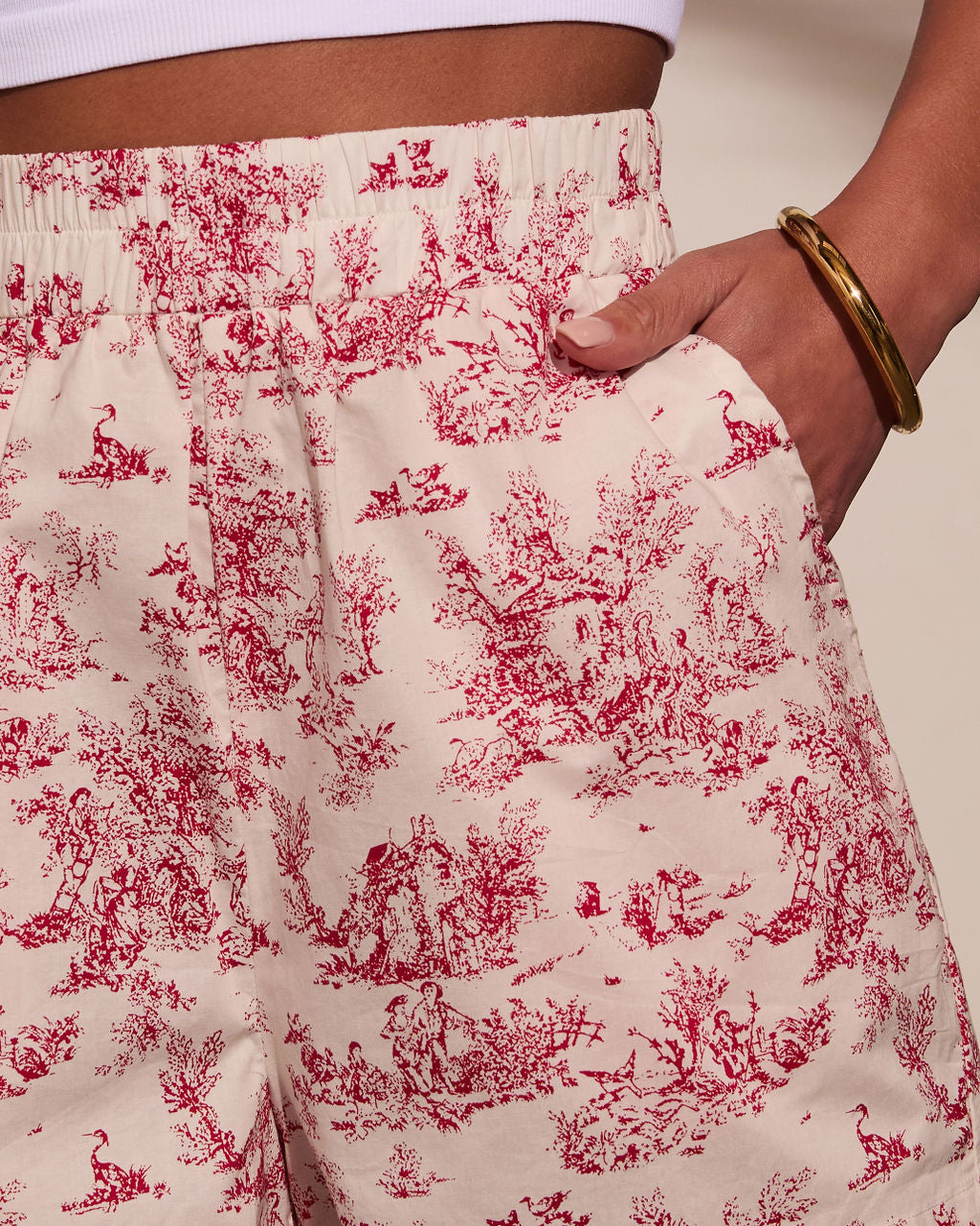 Coastal Classy Relaxed Abstract Shorts - Image 6