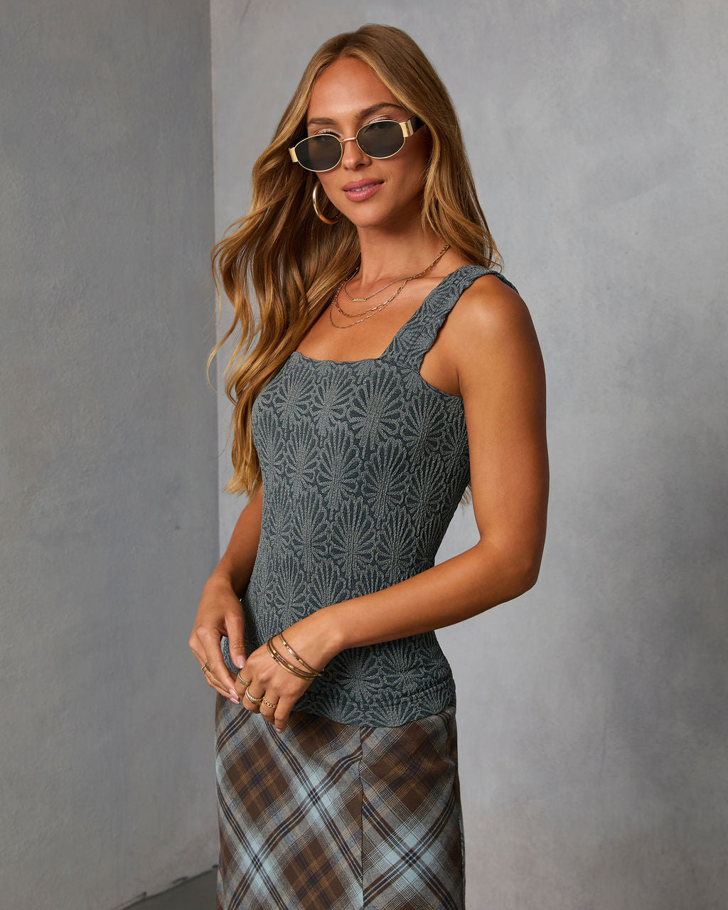 Alysson Textured Floral Tank - Image 15